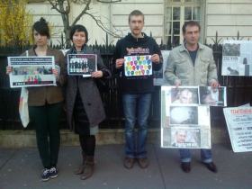 Акция в поддержку Pussy Riot. Фото организаторов акции Акция в поддержку Pussy Riot. Фото организаторов акции