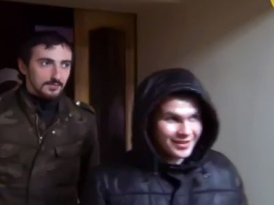 Т.н. "православные активисты" в офисе "Яблока". Фото: newsru.com Т.н. "православные активисты" в офисе "Яблока". Фото: newsru.com