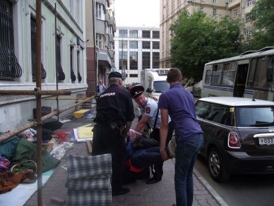 Разгон лагеря многодетных матерей (ррп-информ) Разгон лагеря многодетных матерей (ррп-информ)