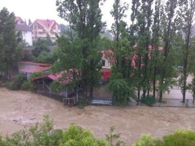 Затопленный Сочи. Фото: yugopolis.ru Затопленный Сочи. Фото: yugopolis.ru