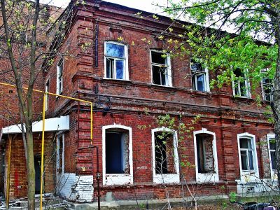 Сносимые хорошие дома. Фото: Александр Воронин, Каспаров.Ru Сносимые хорошие дома. Фото: Александр Воронин, Каспаров.Ru