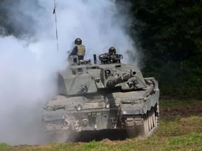 Танк Challenger. Фото: Finnbarr Webster/Getty Images Танк Challenger. Фото: Finnbarr Webster/Getty Images